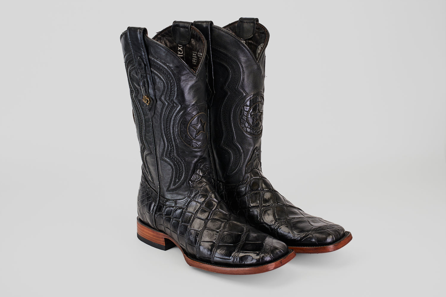 James - Black - Square Toe (Alligator Hornback)