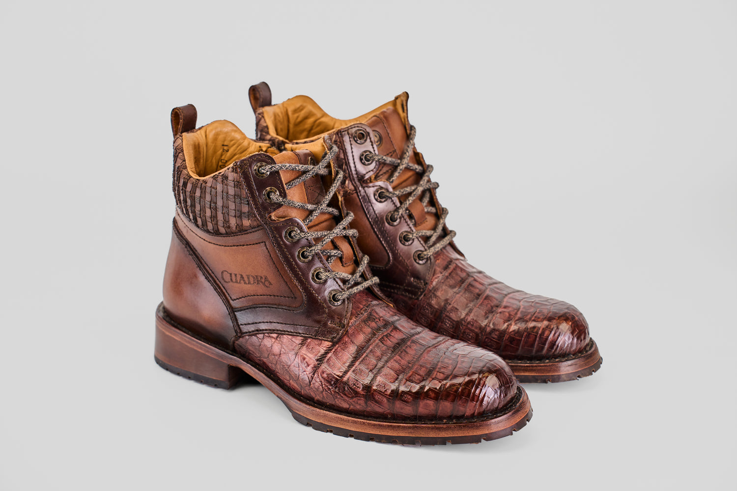 Cuadra Exotic Caiman Belly - Paris - Round Toe