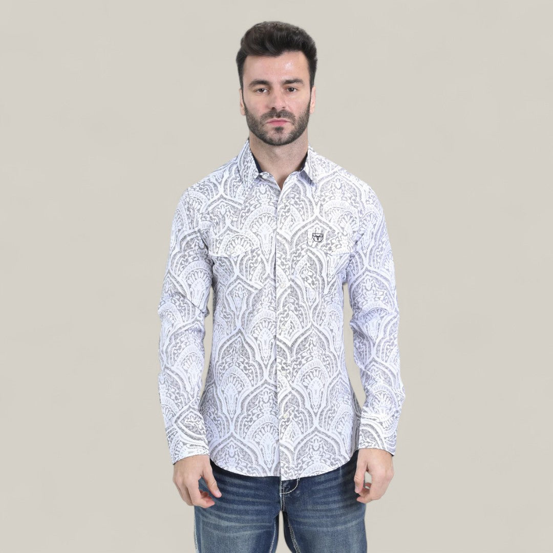 A man with short dark hair and a beard wears the Mens Western Modern Fit Cotton/Spandex Long Sleeve White Shirt with Snaps (WPL10822) and blue jeans, standing against a plain light beige background.