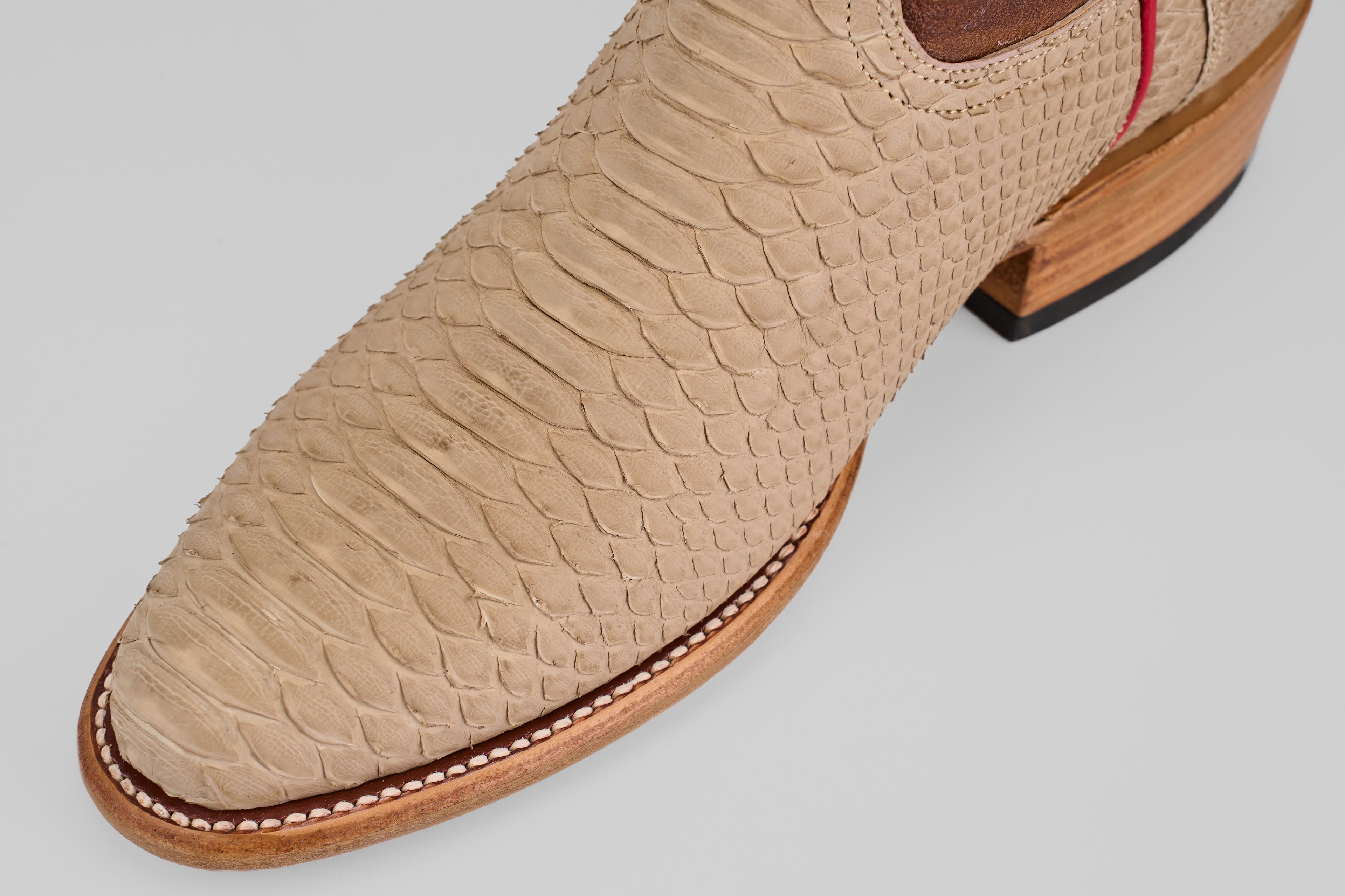 Braxton Python Boots - Cappuccino - Roper Toe