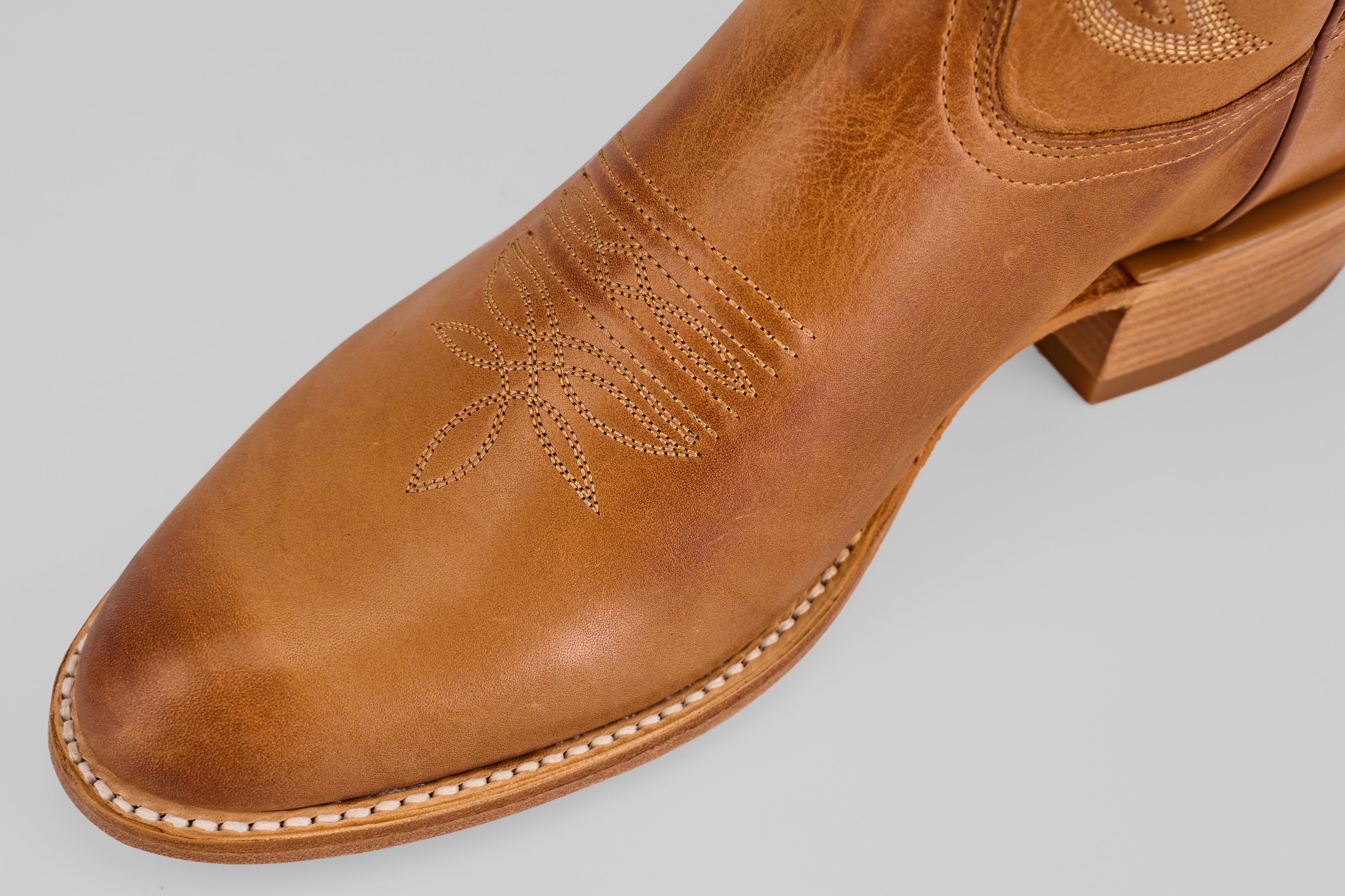 Boney - Clayton Honey - Roper Toe